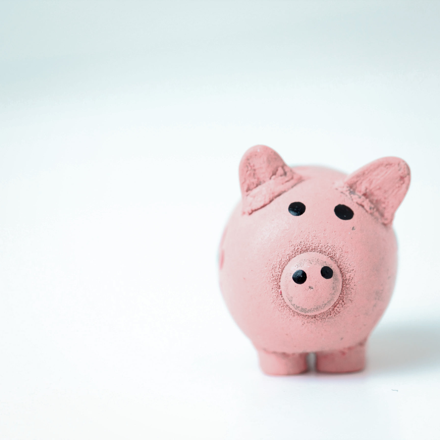 Budget Travel Tips - Em Knows Places